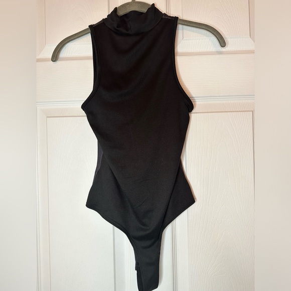 Shape of Me Body Suit / Fashion Nova - Picture 3 of 9